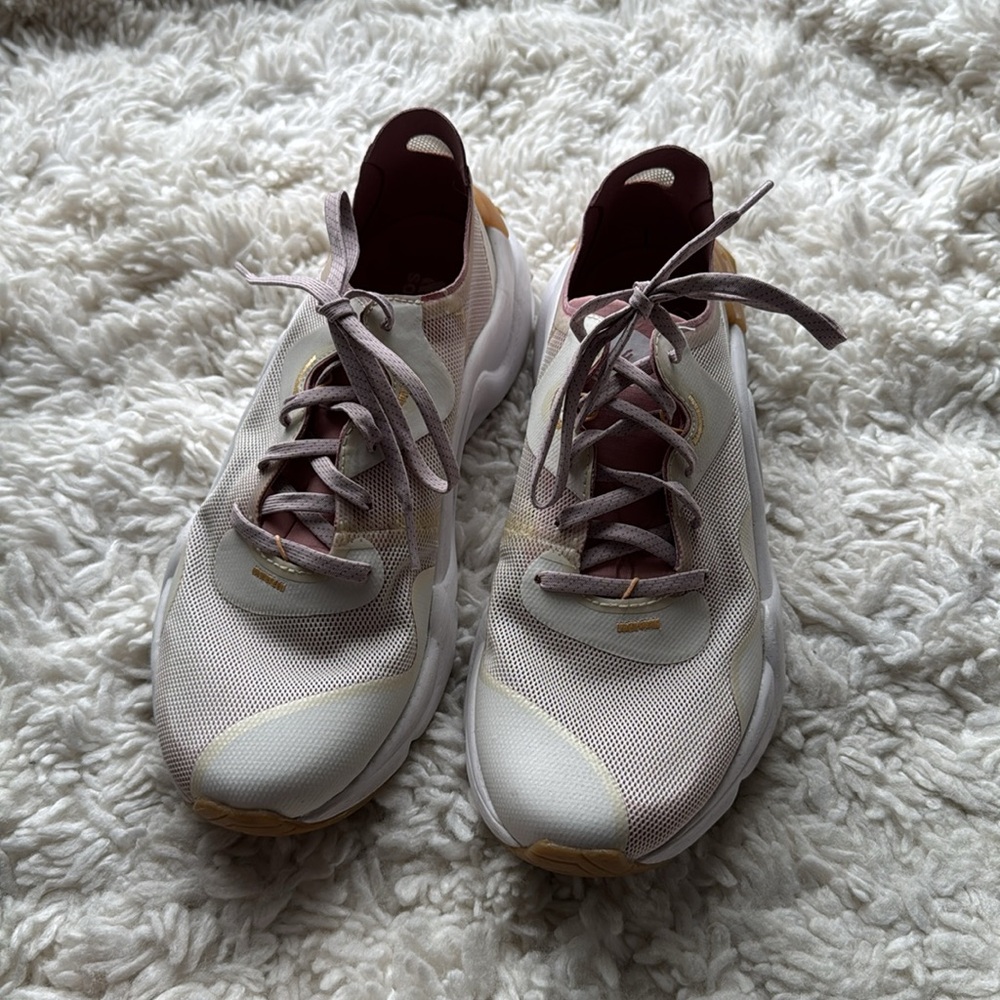 Sorel RENGD Shoes - Picture 2 of 6
